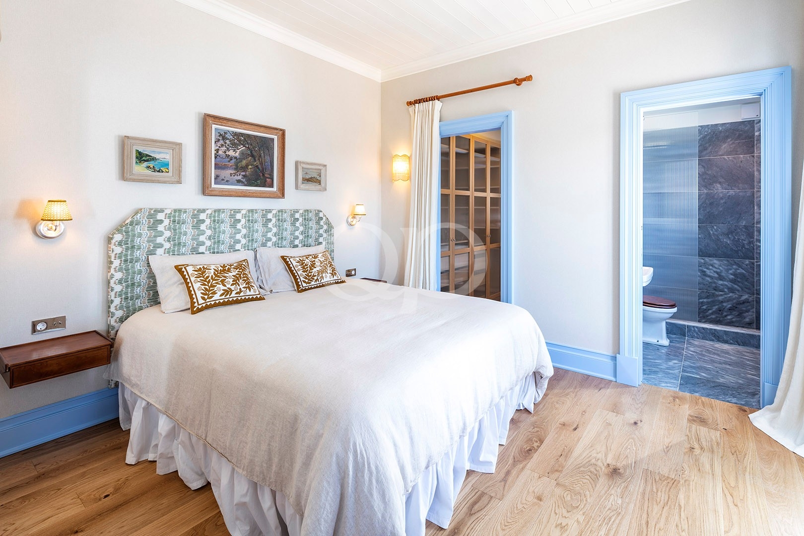 Moradia rural renovada com vista para o mar, perto de Santa Bárbara - QP Savills