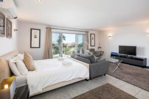 Impressive Contemporary Villa close to Quinta do Lago, Algarve - QP Savills