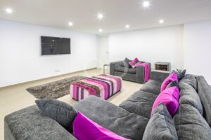 Moradia contemporânea em Varandas do Lago, Algarve - QP Savills