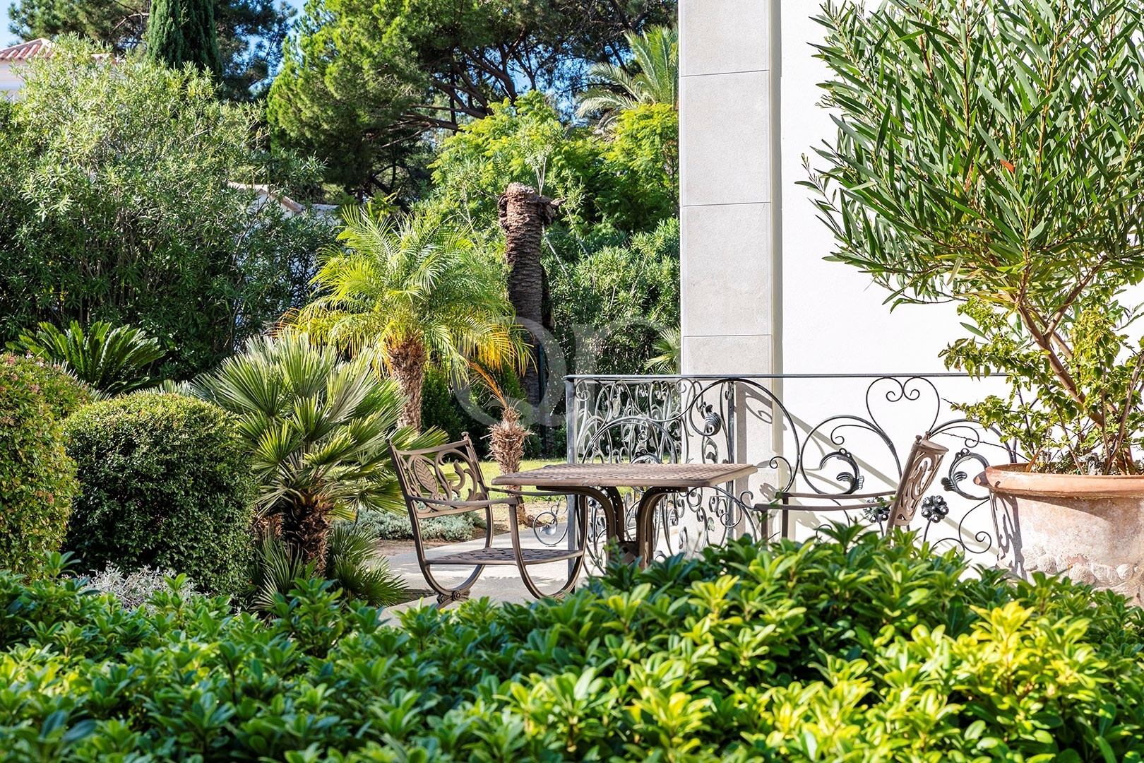 Distinctive Villa in Quinta do Lago, Algarve - QP Savills