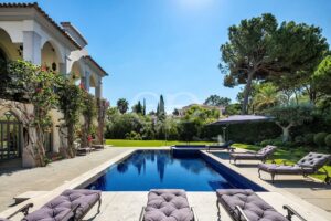 Distinctive Villa in Quinta do Lago, Algarve - QP Savills