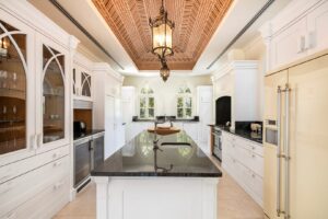 Distinctive Villa in Quinta do Lago, Algarve - QP Savills