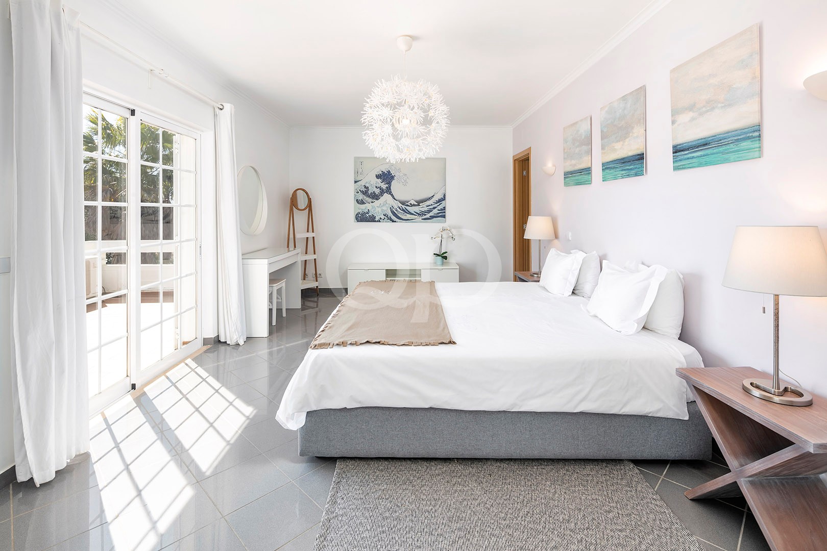 Bright bedroom