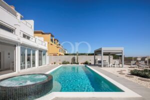 Contemporary Golf-Front Villa with Ocean Views in Lagos - QP Savills