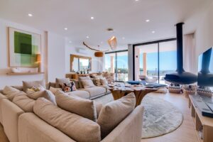 Exceptional Oceanfront Villa in Baleeira, Algarve - QP Savills