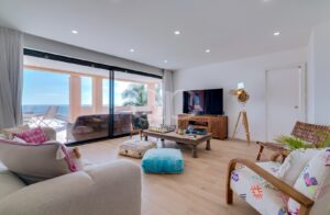 Exceptional Oceanfront Villa in Baleeira, Algarve - QP Savills