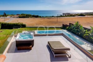 Exceptional Oceanfront Villa in Baleeira, Algarve - QP Savills
