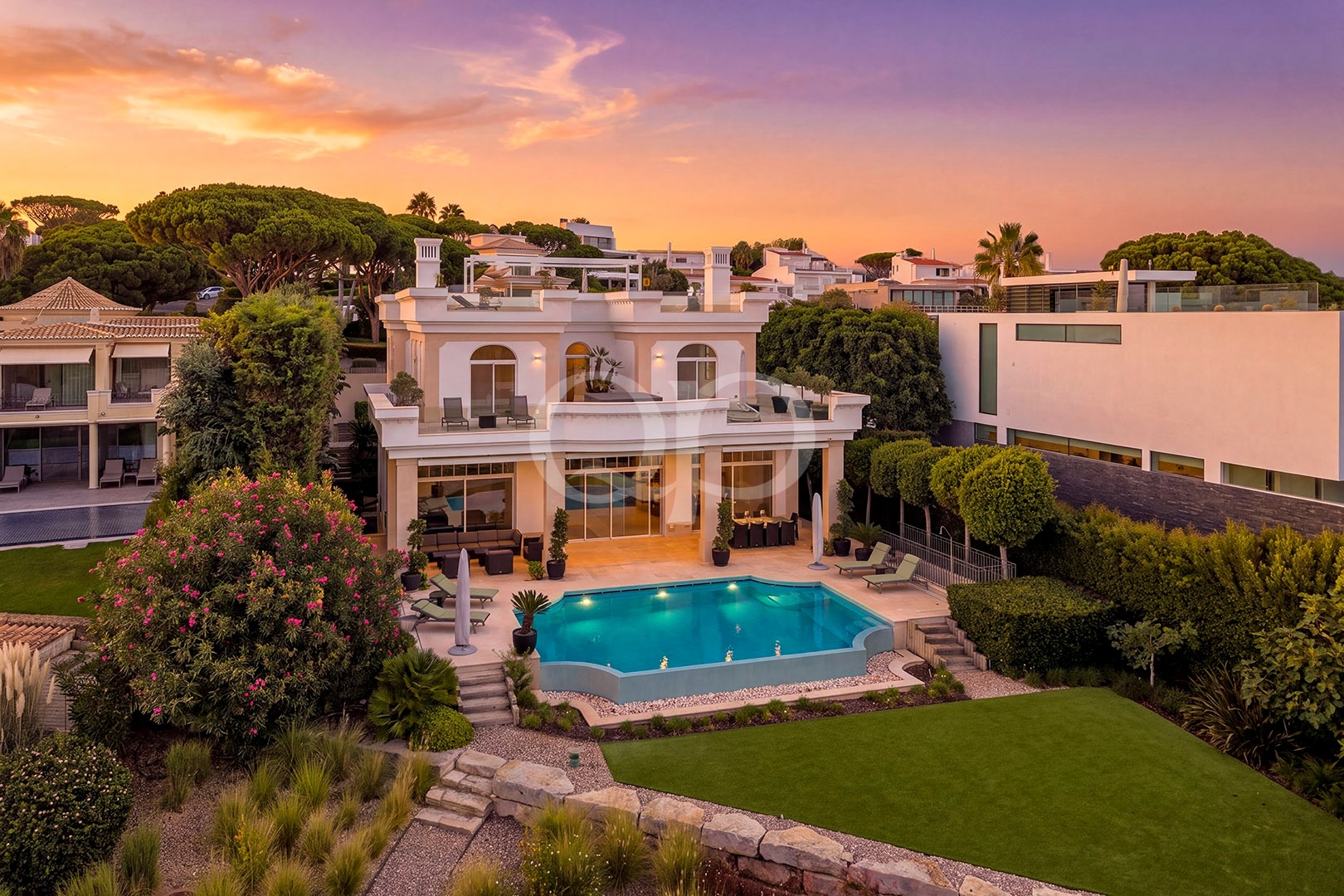 Exceptional Villa with Golf and Sea Views in Vale do Lobo, Algarve - QP Savills