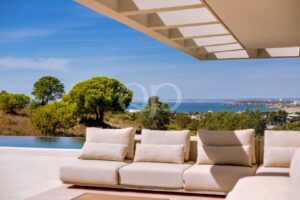 Luxurious Villa with Sea Views31